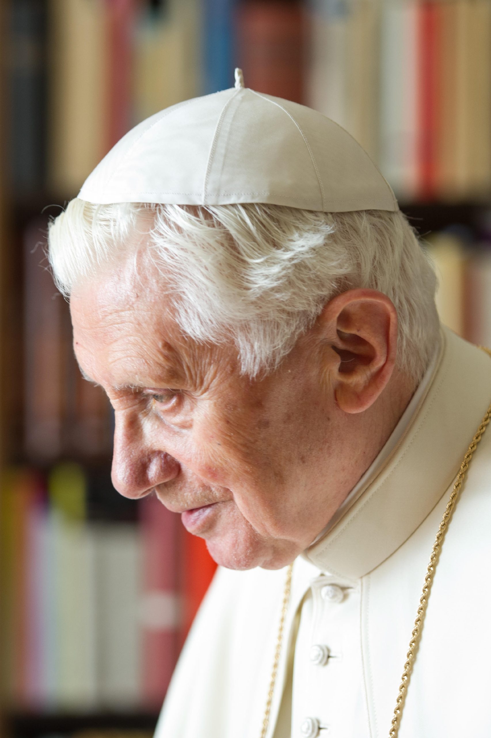 Emeritus paus Benedictus XVI overleden: ‘Een echte man Gods is van ons ...