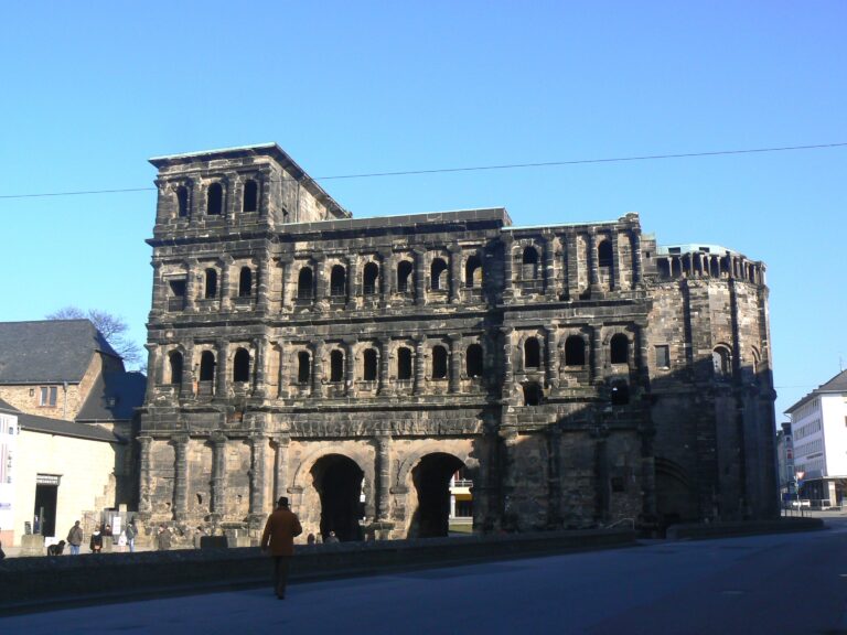 Porta Nigra in Trier b